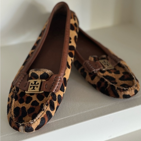 Tory Burch Haircalf Kendrick Driver Loafers. Size 9. Leopard. - Picture 1 of 6